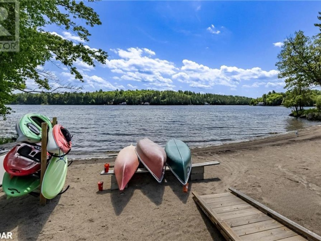 1841 Muskoka Road 118 Road W Unit# 2B, Lake Muskoka