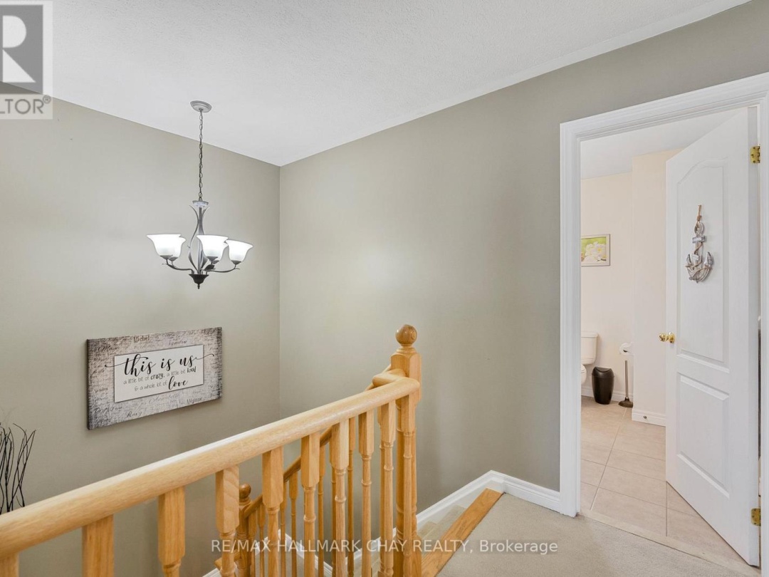 5 800 West Ridge Boulevard, Orillia