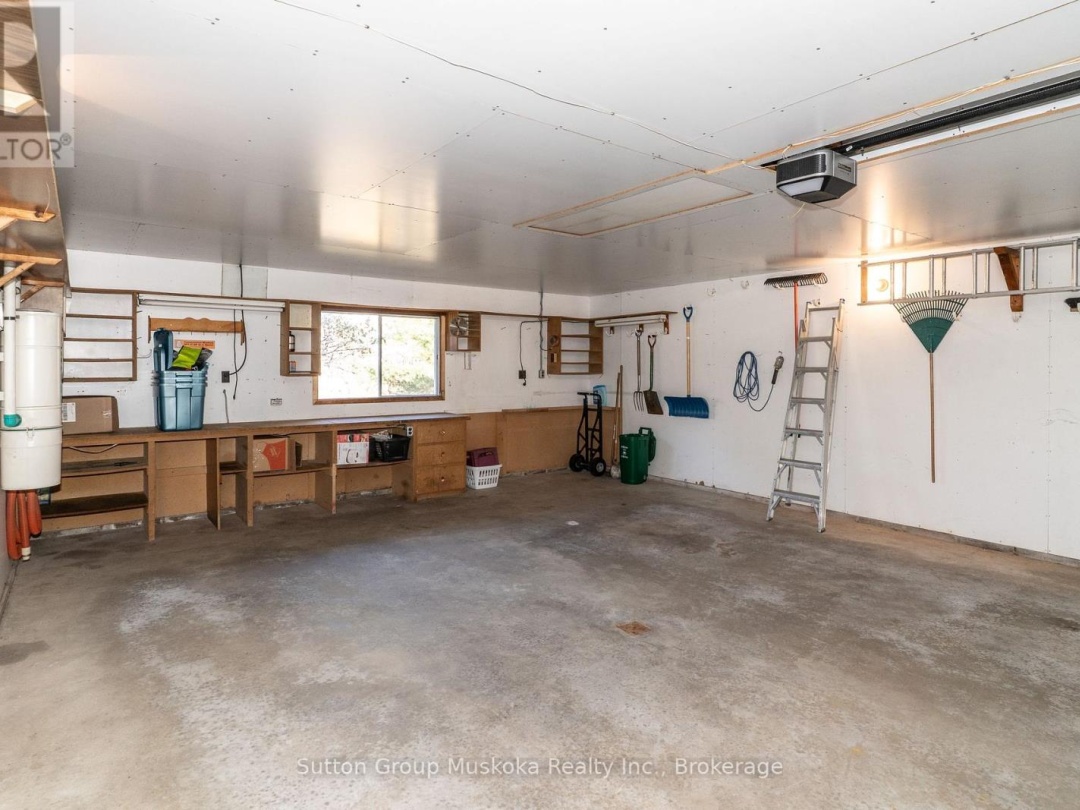 467 WEST BROWNS ROAD, 