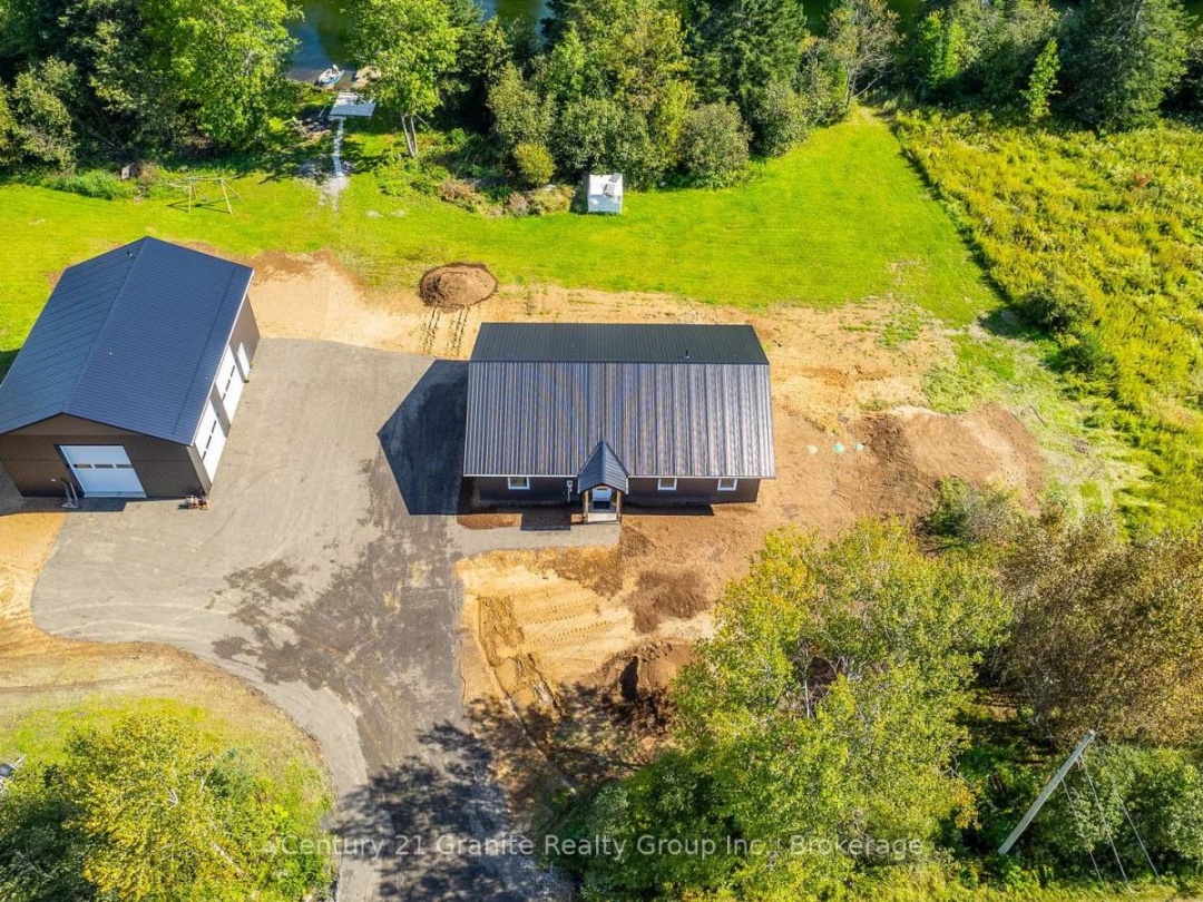 4324 Deep Bay Road, Gull Lake