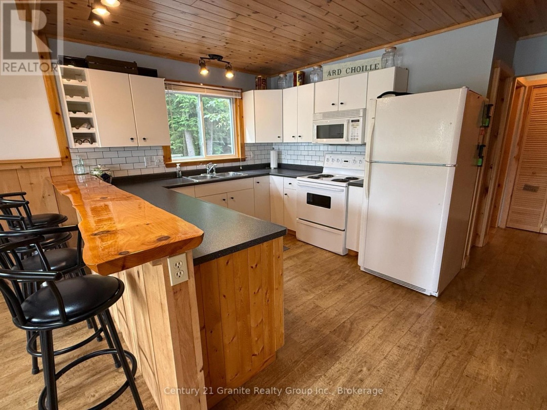 1773 BLUE HERON ROAD, 