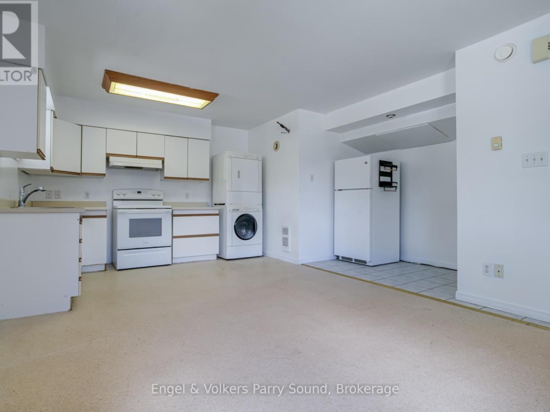 128 Isabella Street, Parry Sound