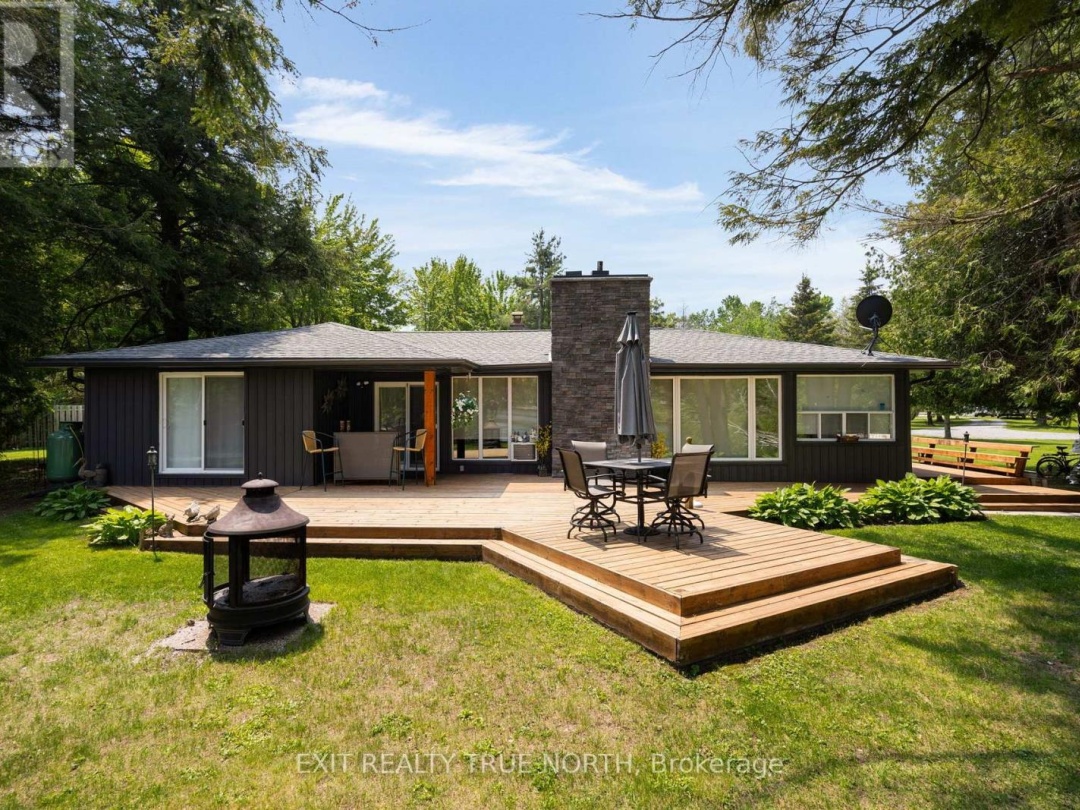 22 CARDINAL DRIVE, Talbot Lake