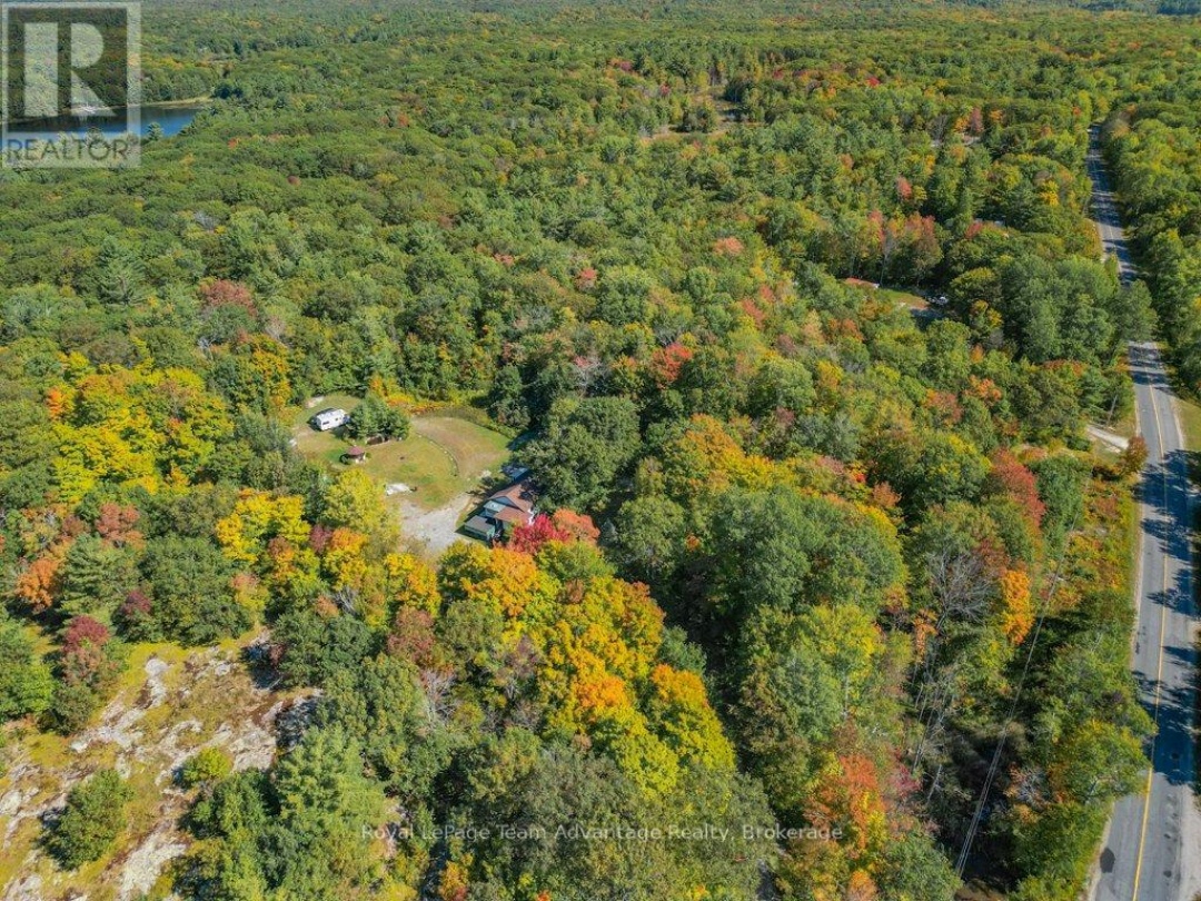 18 HORSESHOE LAKE ROAD, 