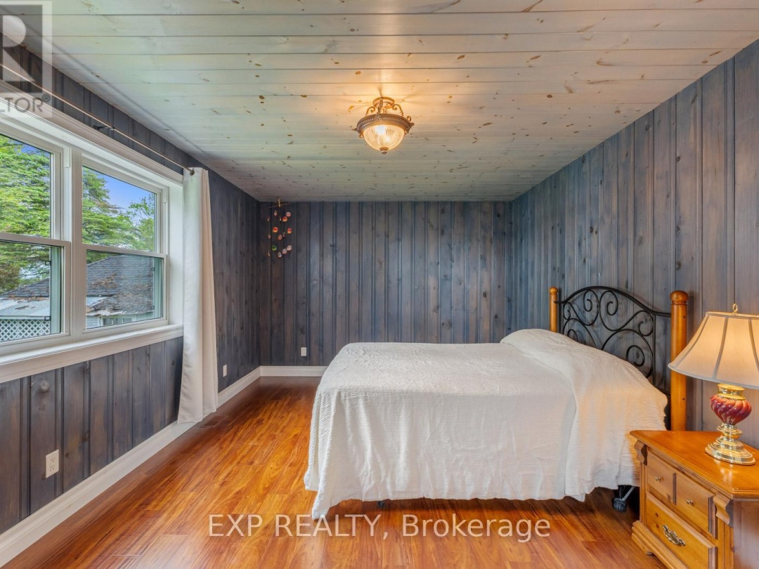 201 Avery Point Road, Dalrymple Lake