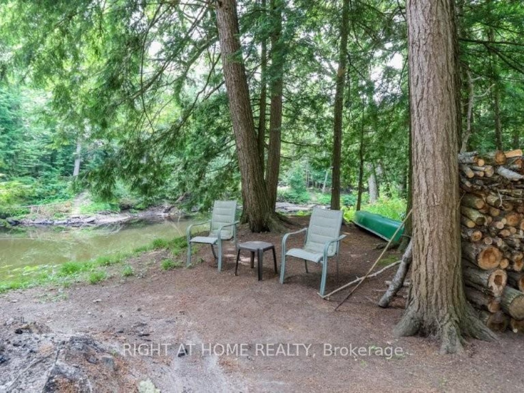 7459 ISLAND CRESCENT, 