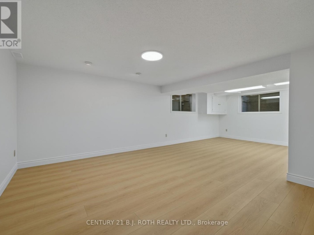 1890 KENSINGTON PLACE, 