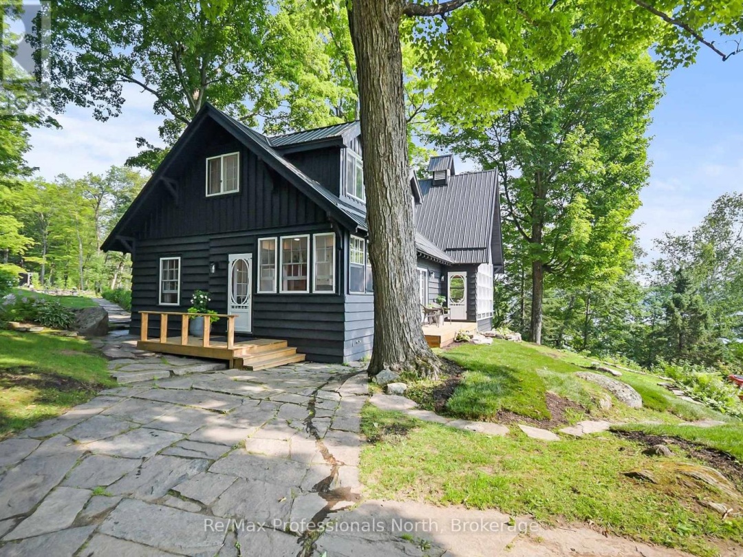 95 PEN LAKE POINT ROAD, 
