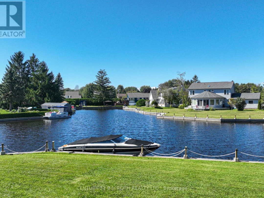 15 60 Laguna Parkway, Ramara