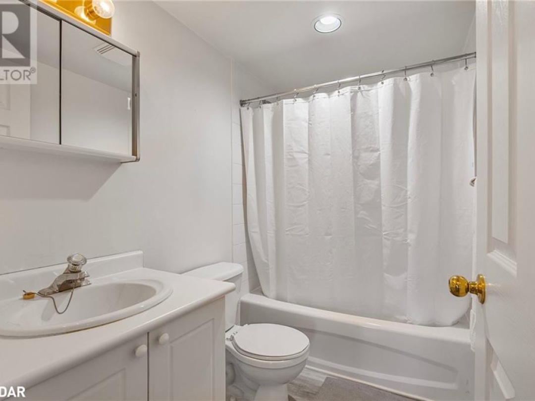 107 Bond Street Unit# 303, Orillia