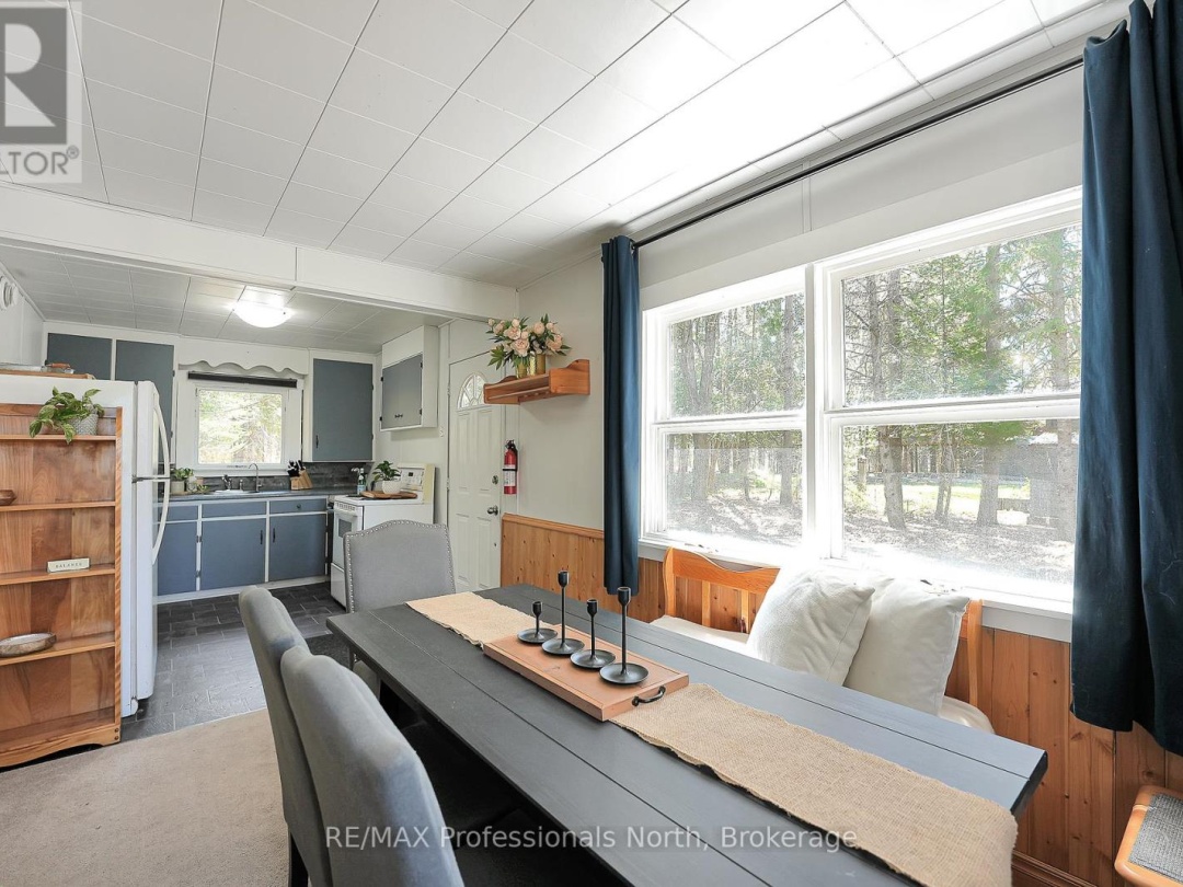 1130 Fader Drive, Maple Lake