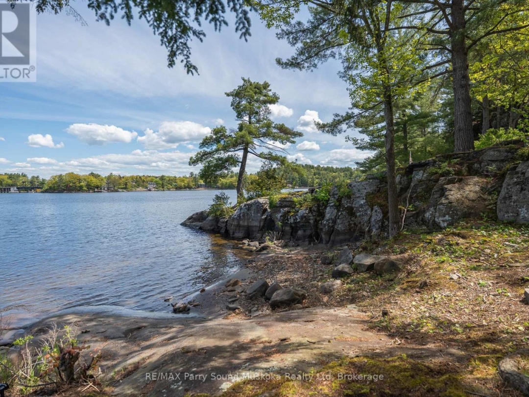 7 ISABELLA ISLAND, 