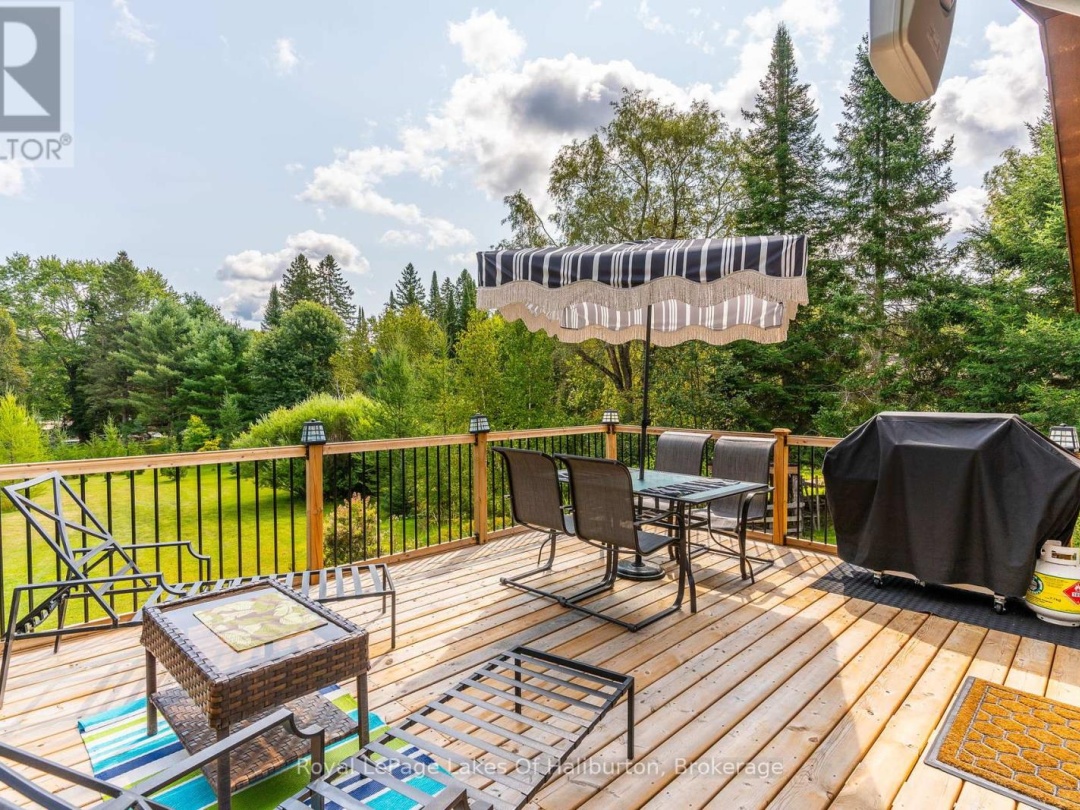 1117 Mistivale Road, Gull Lake