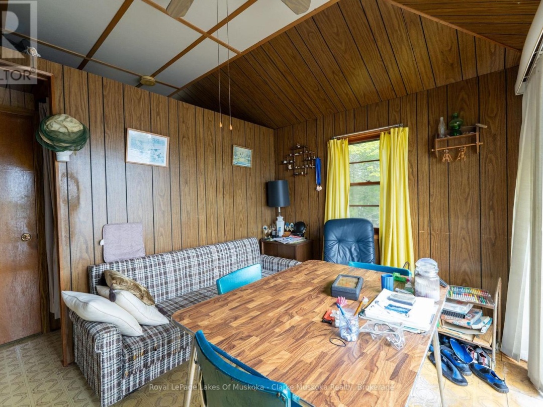 134 Pond Road, Six Mile Lake