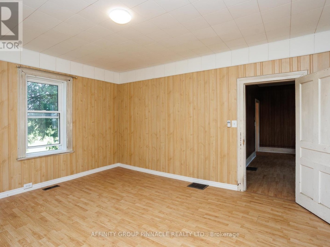 1850 VICTORIA ROAD, 