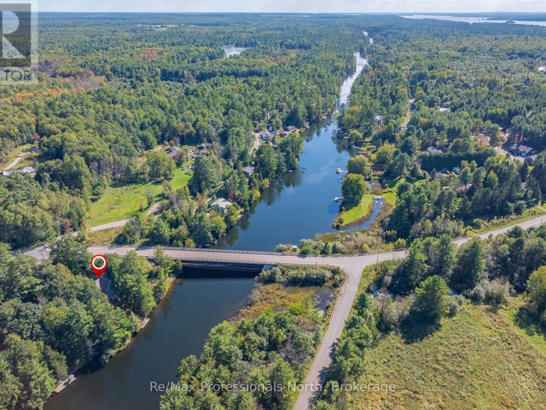 1005 LAIDLAW AVENUE, Severn Lake