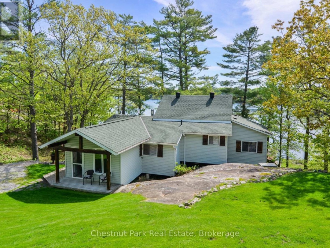 4558 Riverview Drive, Sparrow Lake