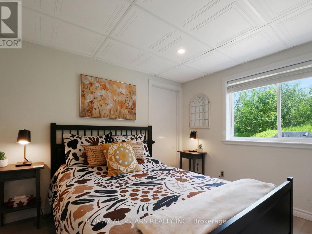43 Sturgeon Glen Road, Sturgeon Lake