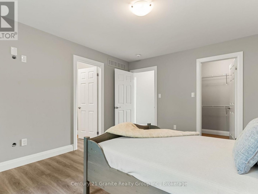 7 MARLUC AVENUE, 