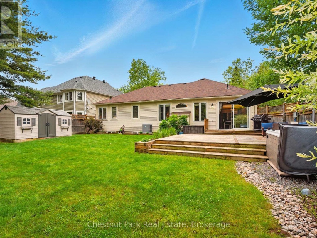 33 CLEARBROOK TRAIL, 