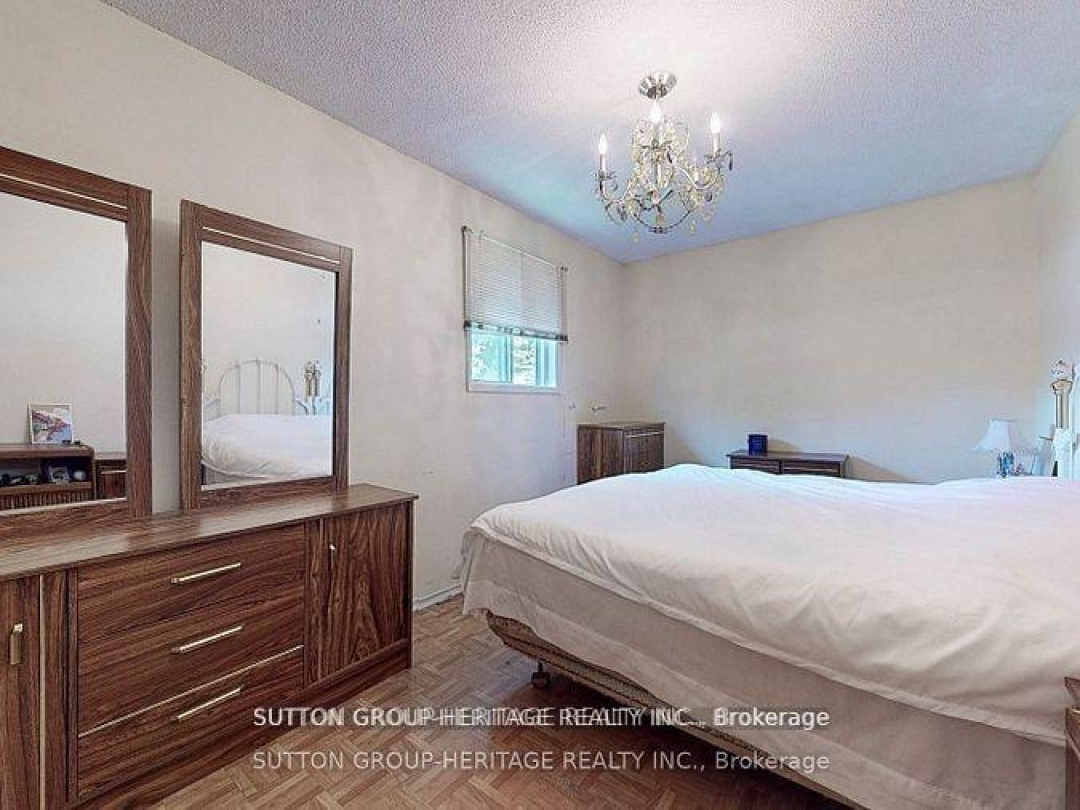 29 Lake Avenue, Lake Simcoe