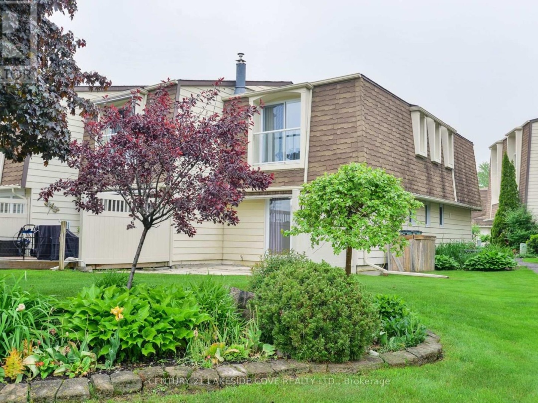 UNIT 5 - 4 PARADISE BOULEVARD, 