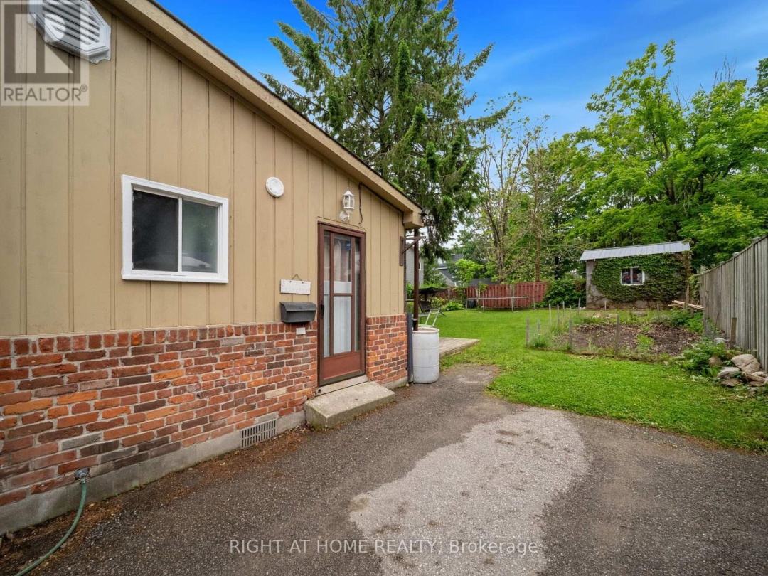 251 LACLIE STREET, 