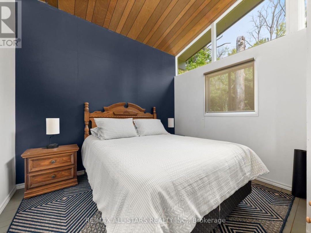 36 Walnut Street, Cameron Lake