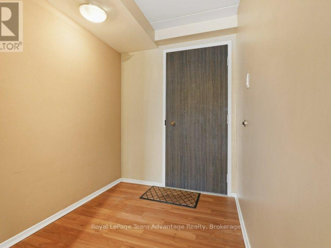 103 - 100 BEACONVIEW HEIGHTS, 