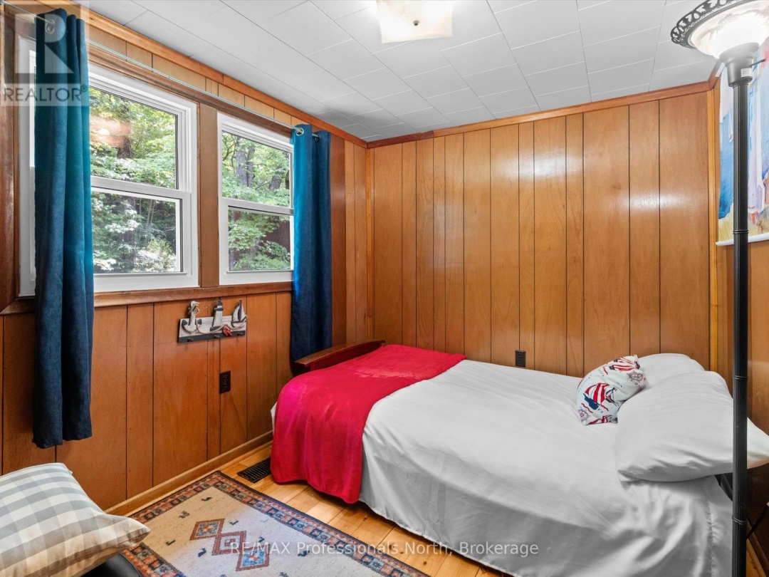 1020 GORDONIER LAKE ROAD, 