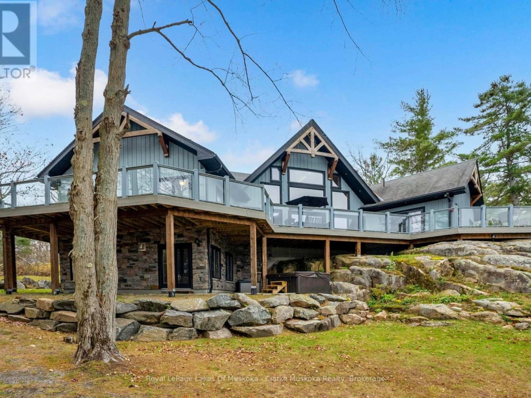 3298 Seydel Lane, Gloucester Pool