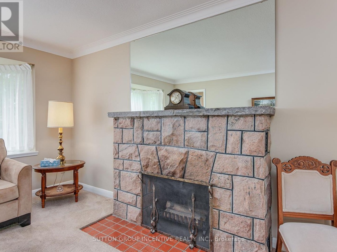 56 Dalton Crescent S, Orillia