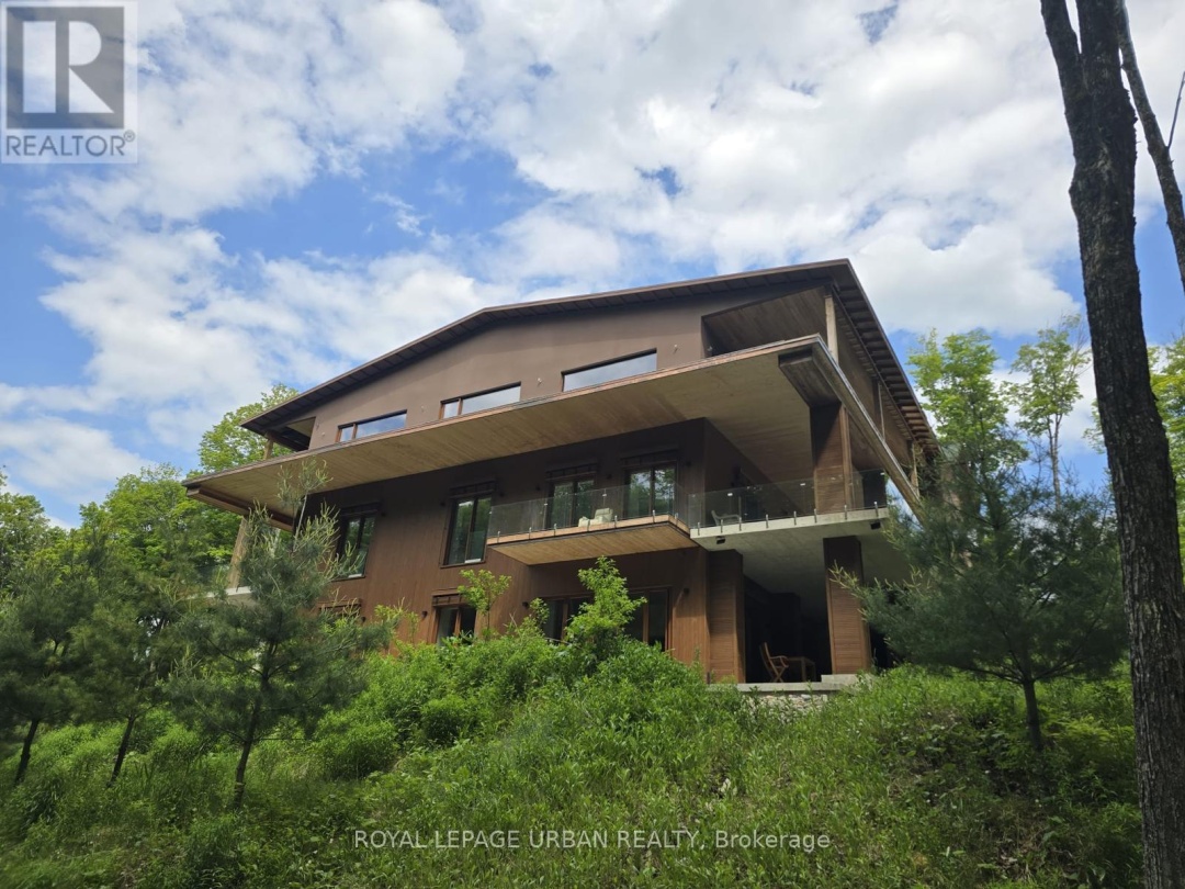 1739 TRAPPER'S TRAIL ROAD, 