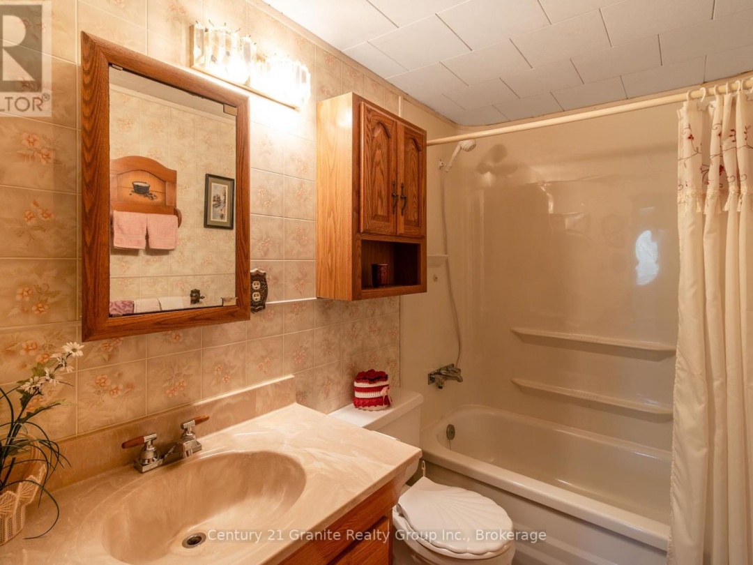 1137 SULLIVAN DRIVE, 