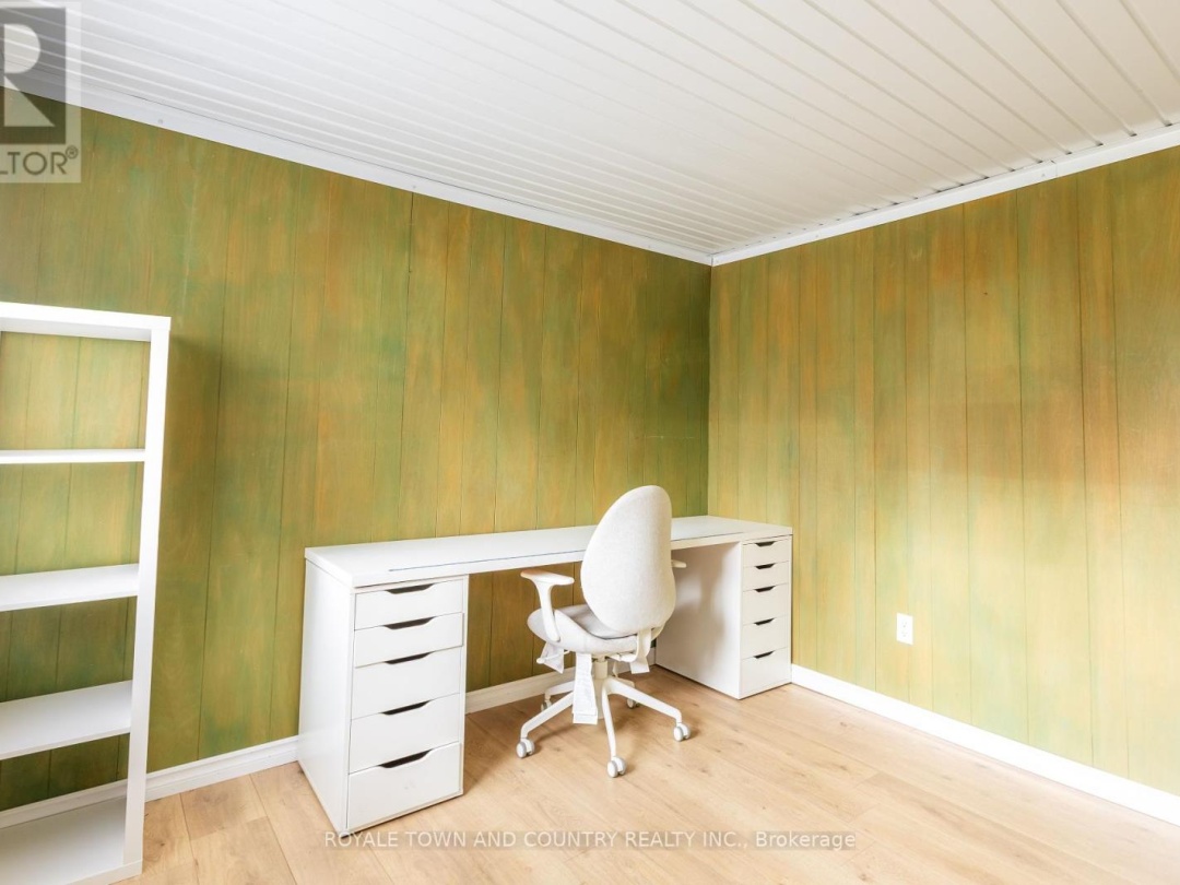 9 PARKHILL DRIVE, 
