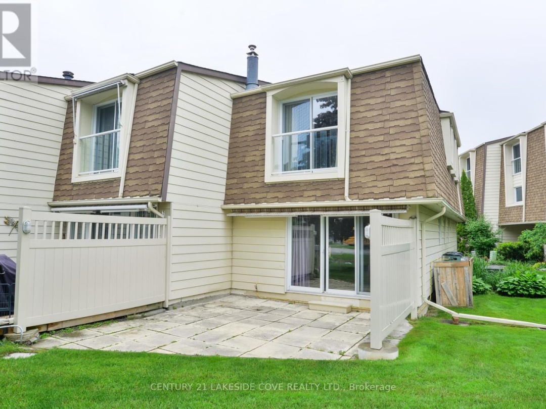 UNIT 5 - 4 PARADISE BOULEVARD, 