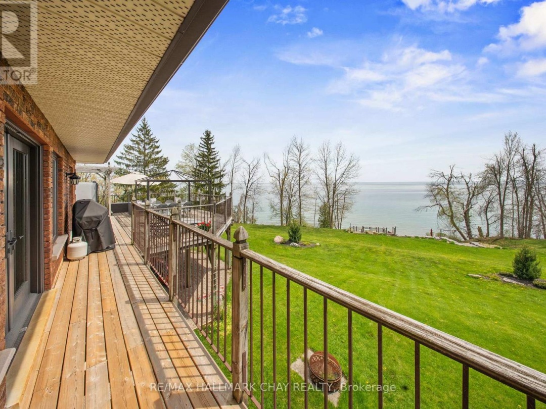 9 BLUERIDGE CRESCENT, Lake Simcoe