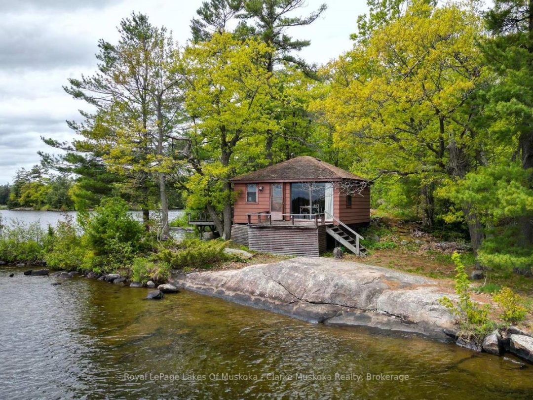 134 Pond Road, Six Mile Lake