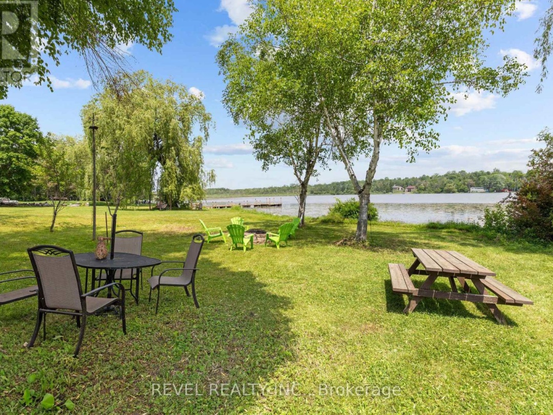 3 HILLSIDE DRIVE, 