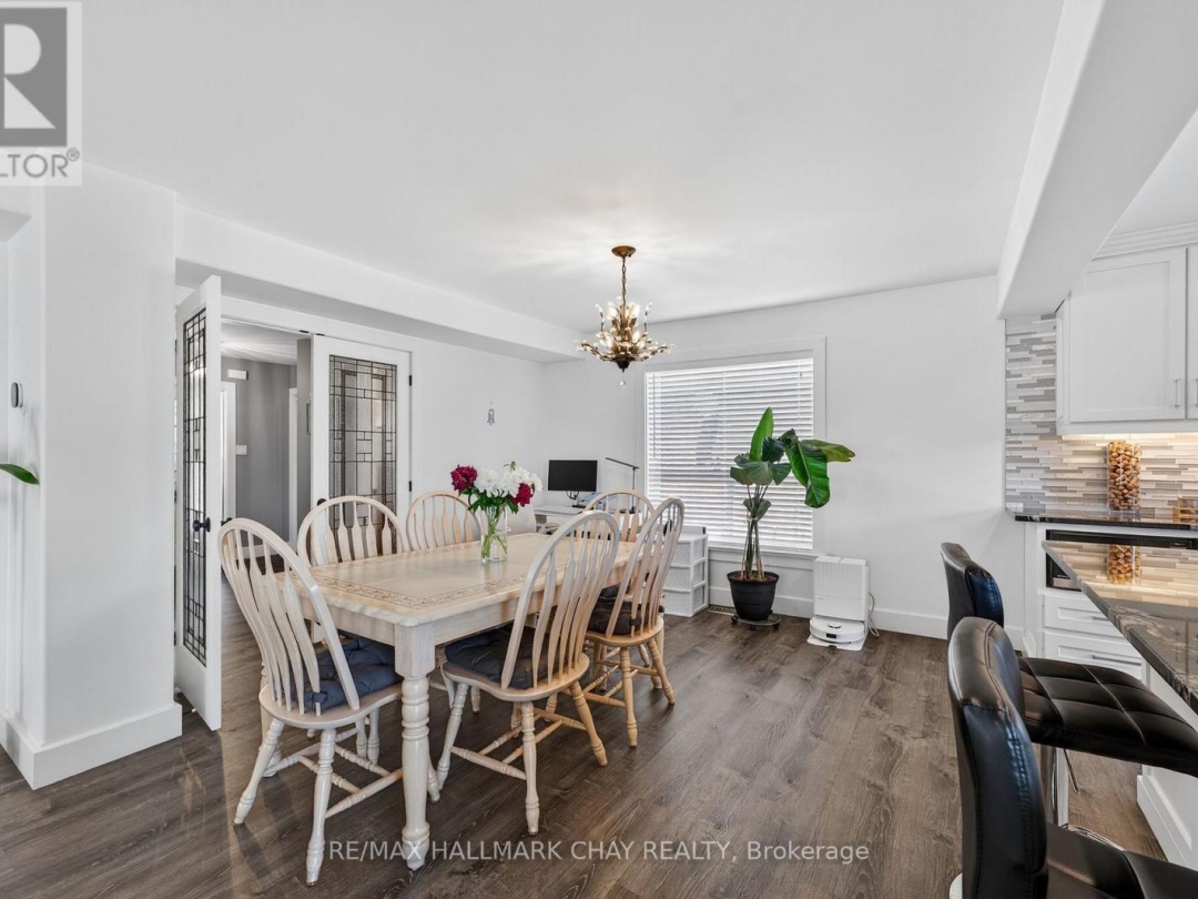 3159 BASS LAKE SIDE ROAD E, 