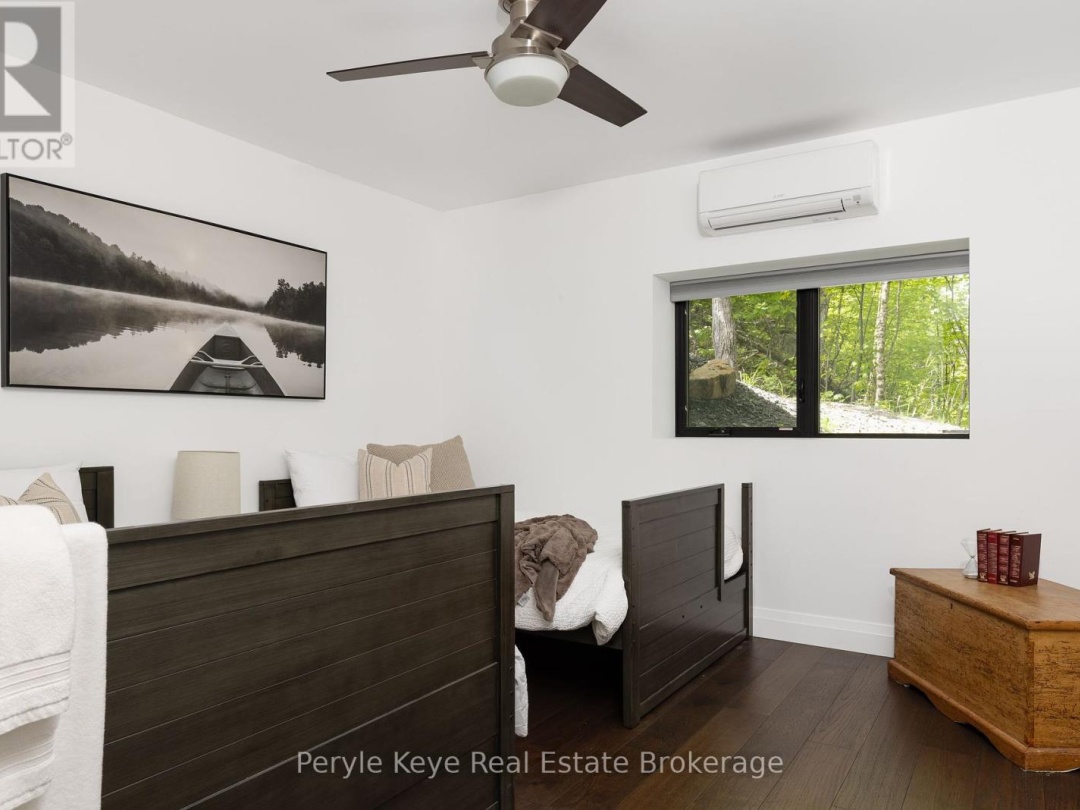 86 CLAREN CRESCENT, 