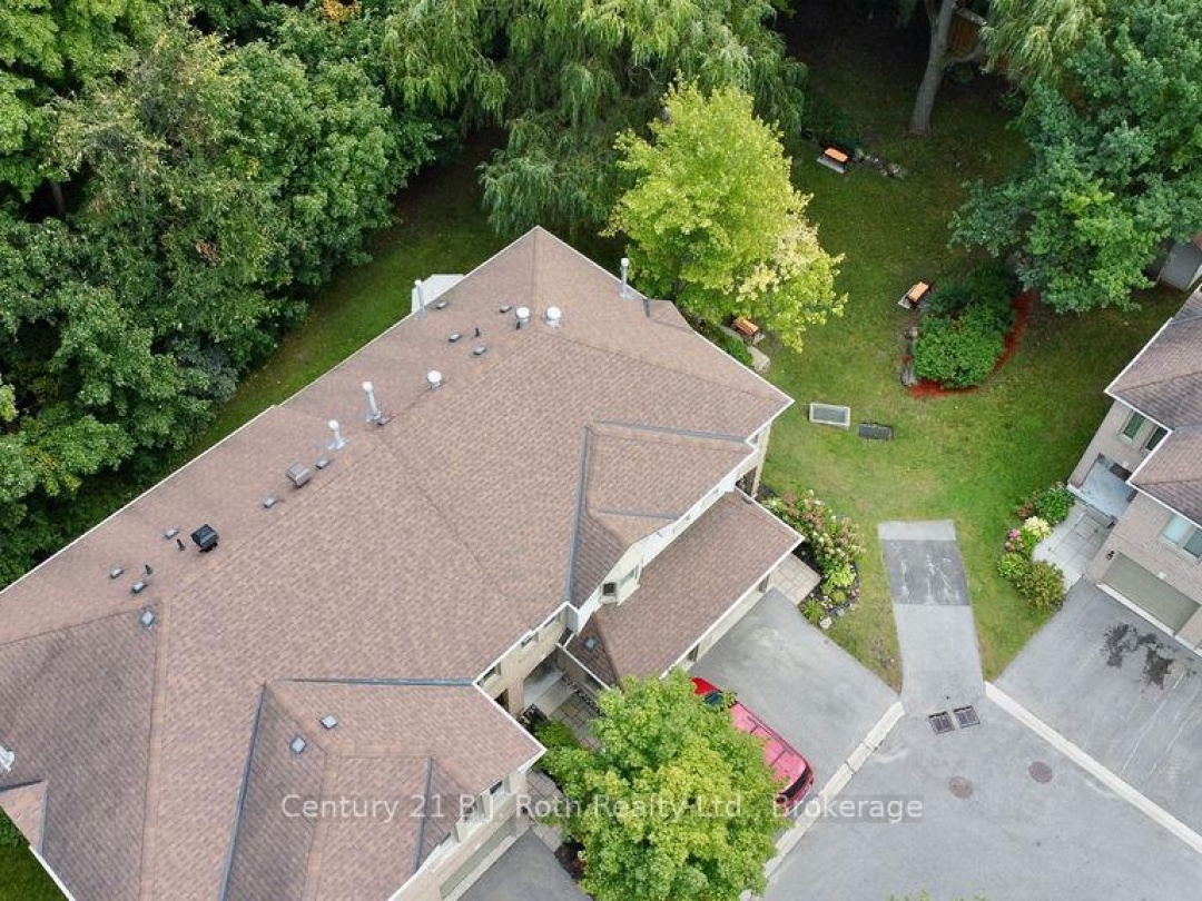 9 492 Laclie Street, Orillia