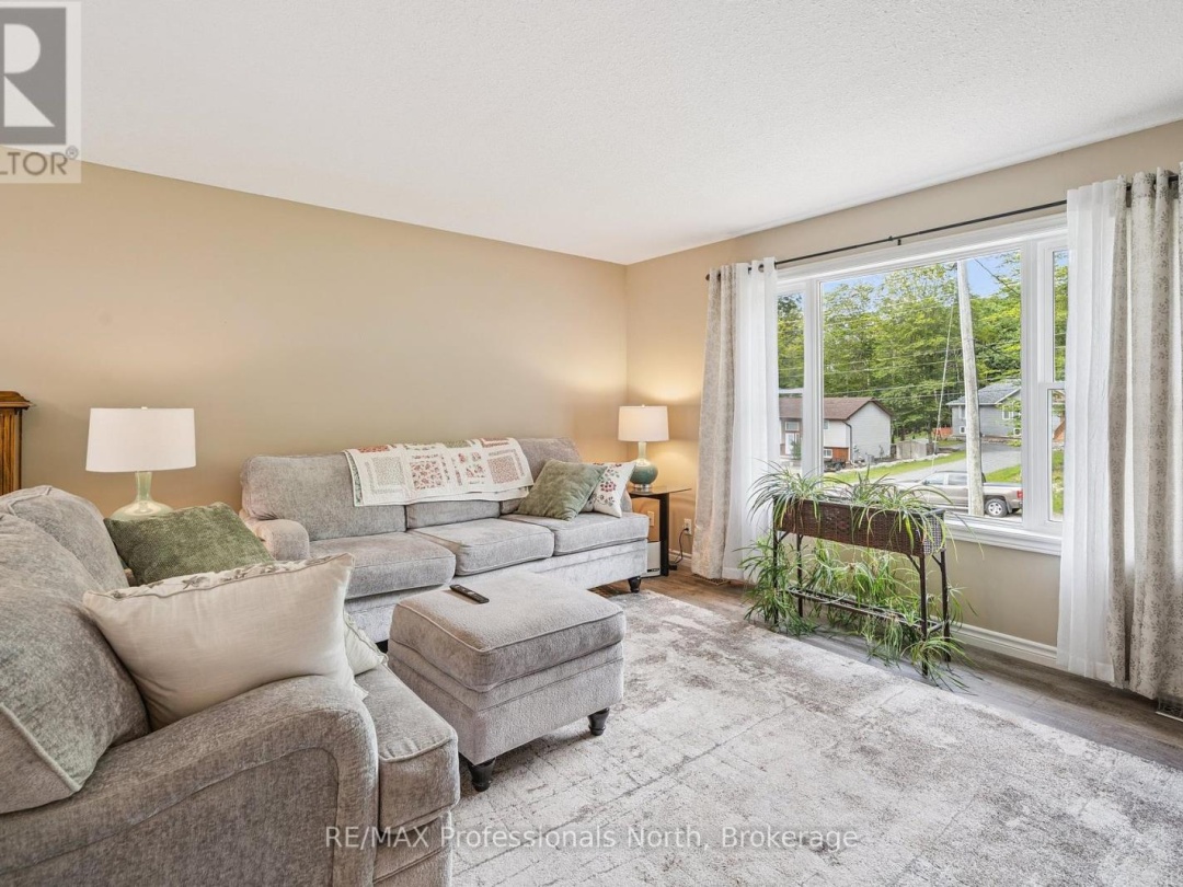 57 YONGE STREET S, 