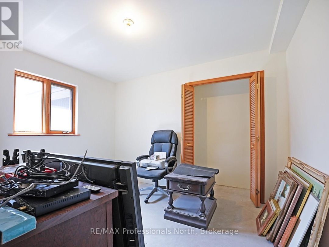 11601 Highway 118 Highway, Gull Lake