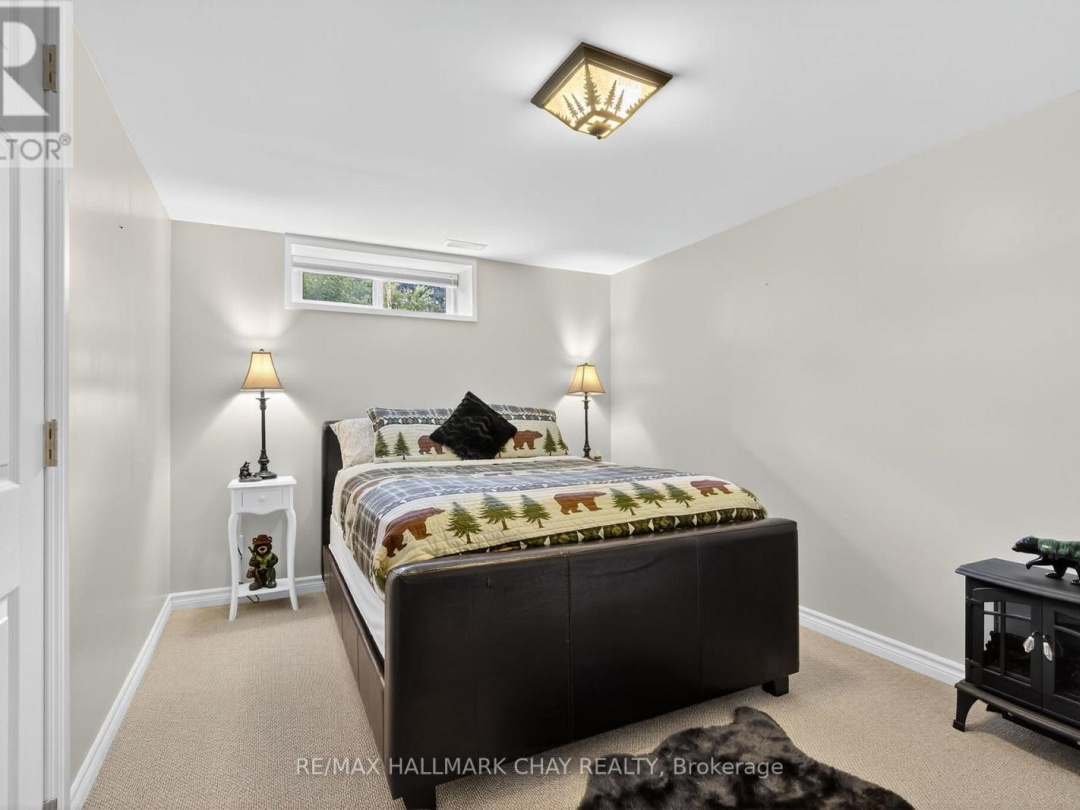 202 VEL-DOR CRESCENT, 
