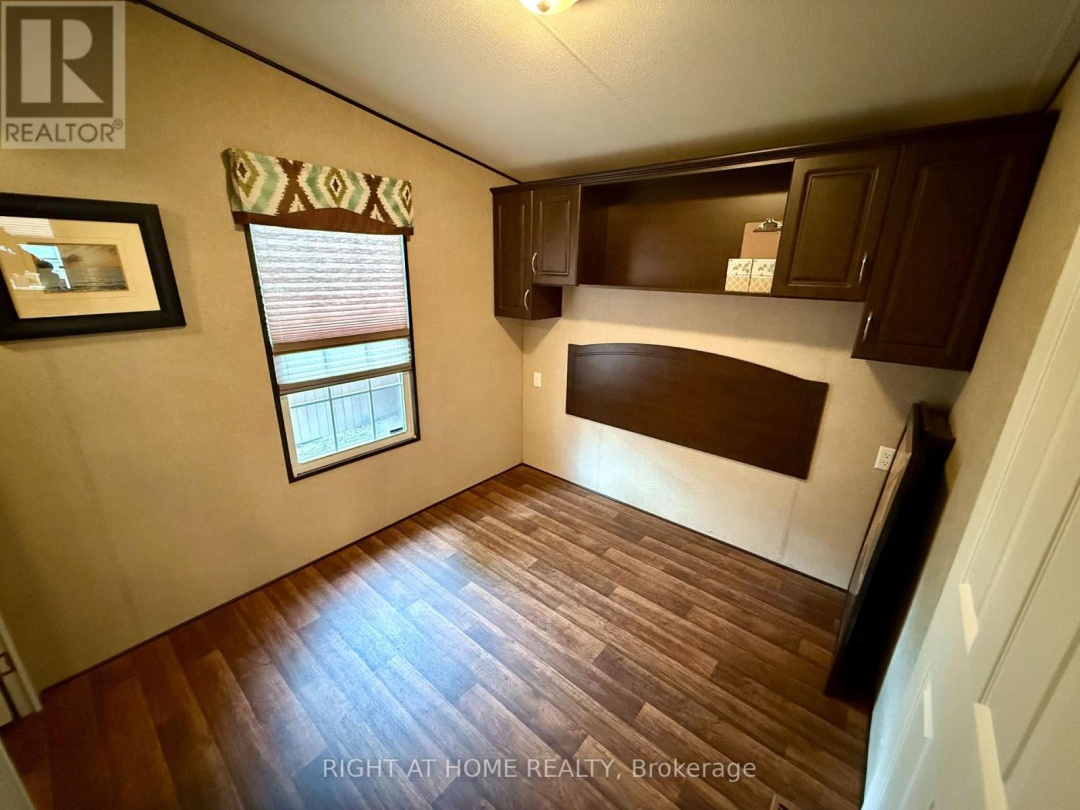 68 1082 Shamrock Marina Raod Road, Severn Lake