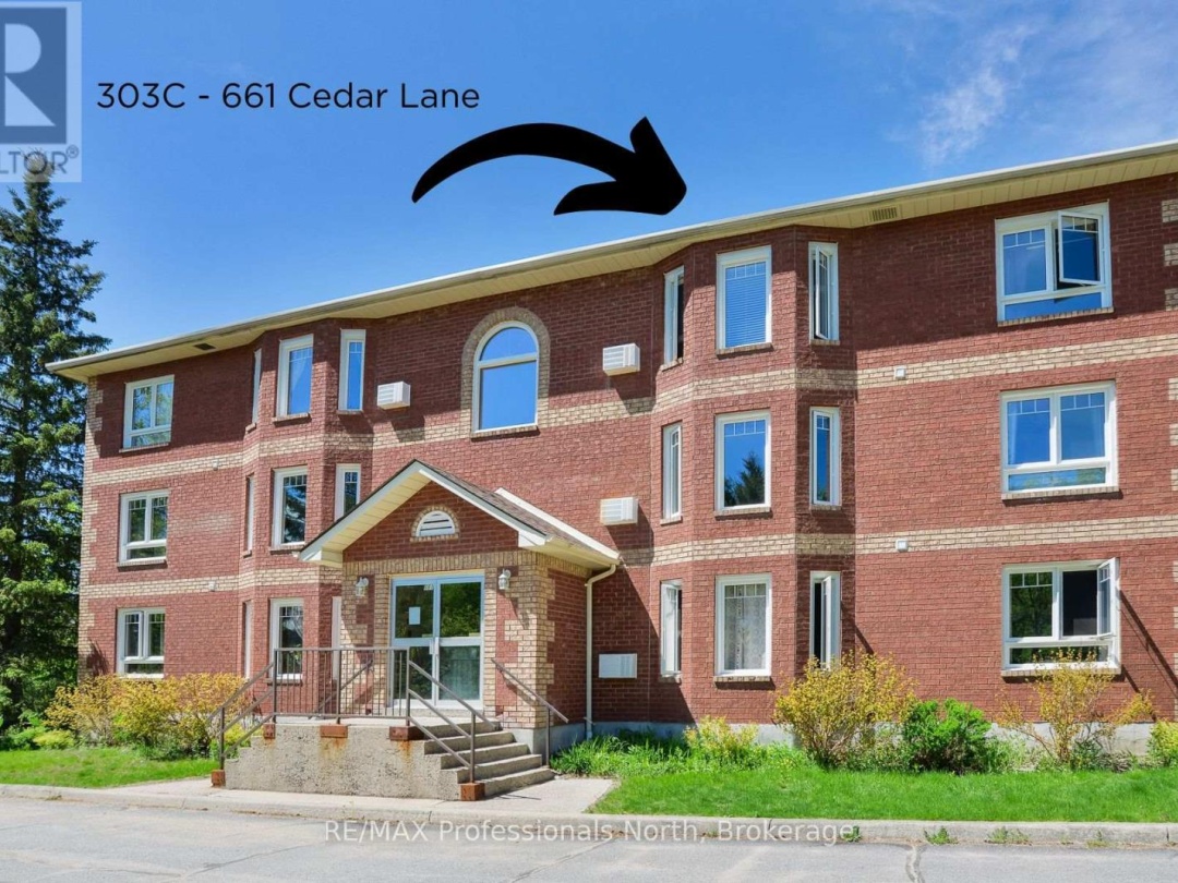 303C 661 Cedar Lane, Bracebridge (Macaulay)