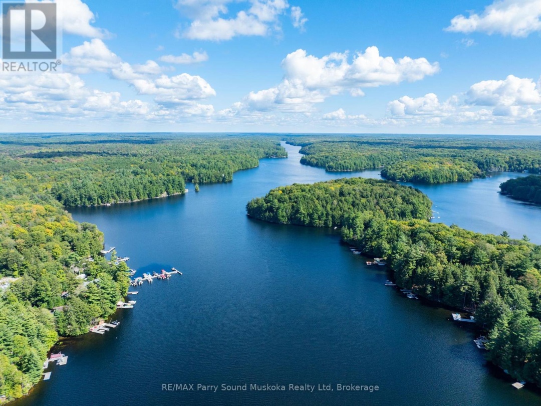 13 Shady Lane, Otter Lake