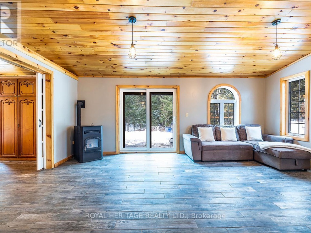 428 Kennedy Drive, Little Bald Lake