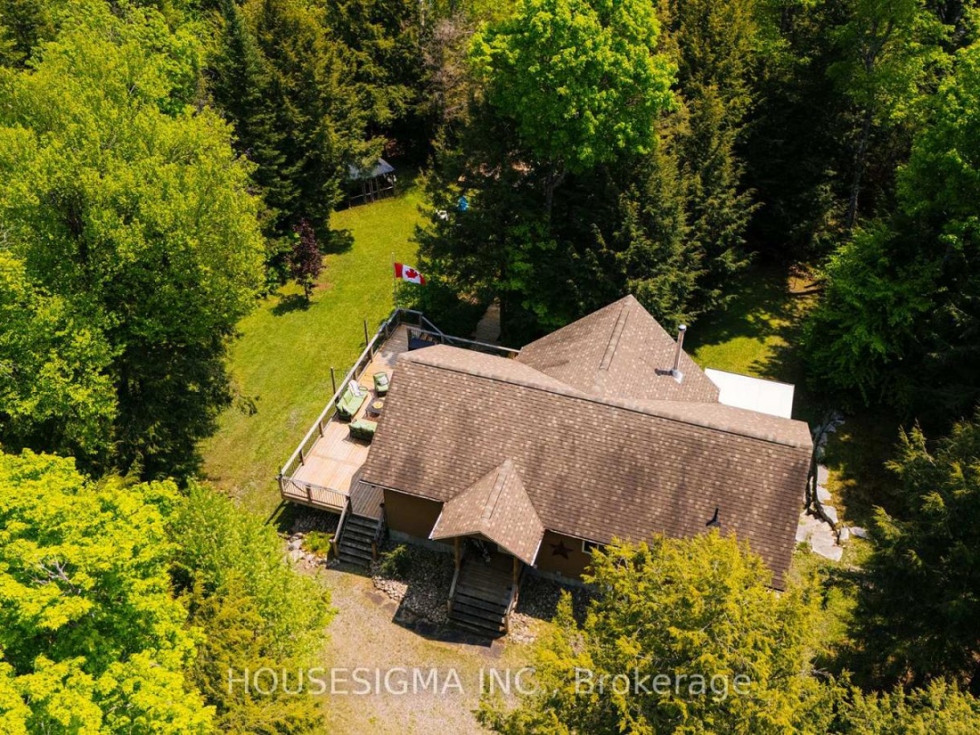 1208 Minnow Drive, Kennisis Lake